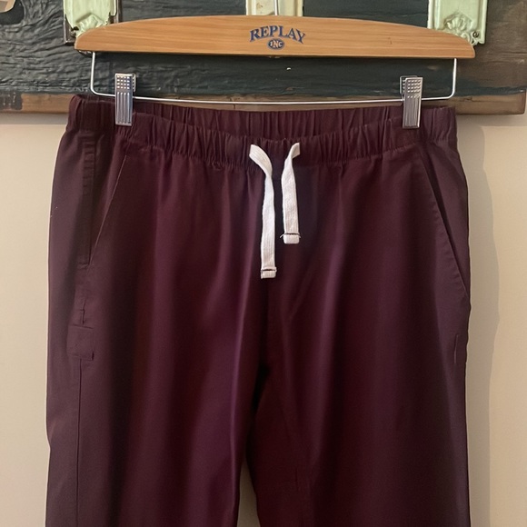 Roots Burgundy Pull On Ankle Pants Size Small - Picture 4 of 15